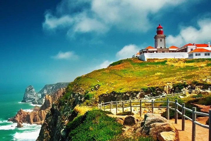 Lisbon Shore Excursion: Private Day Trip to Sintra, Cascais and Estoril - Image 3