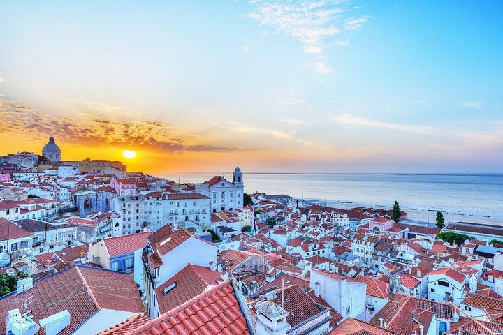 Lisbon Shore Excursion: Private Lisbon Sightseeing Tour - Image 1
