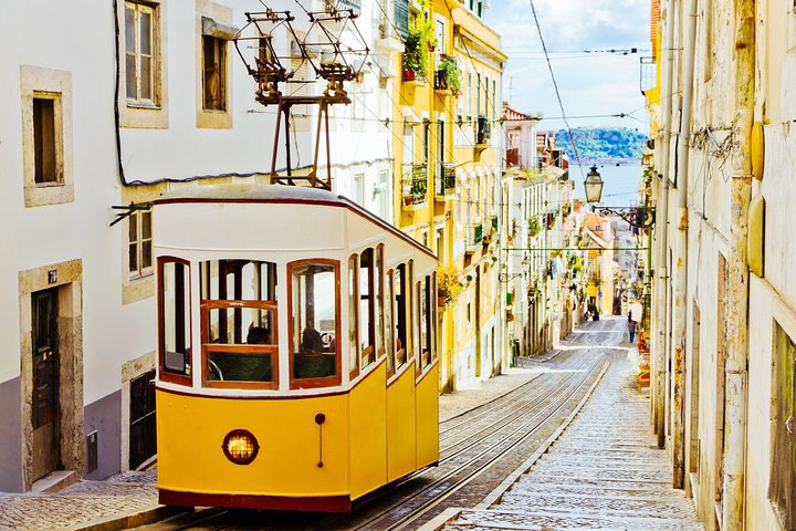 Lisbon Shore Excursion: Private Lisbon Sightseeing Tour - Image 5