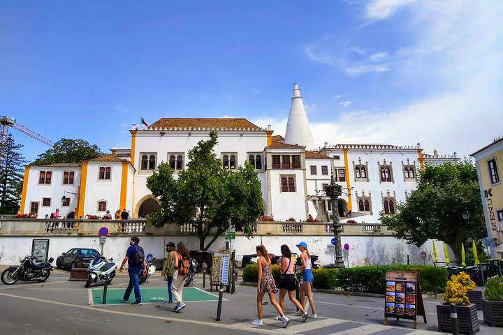 Lisbon & Sintra The Highlights Private Luxury Tour - Image 5