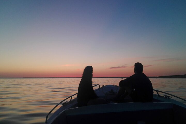 Lisbon: Sunset Boat Tour with Thoughtfully Chosen Wines & Snacks - Image 4