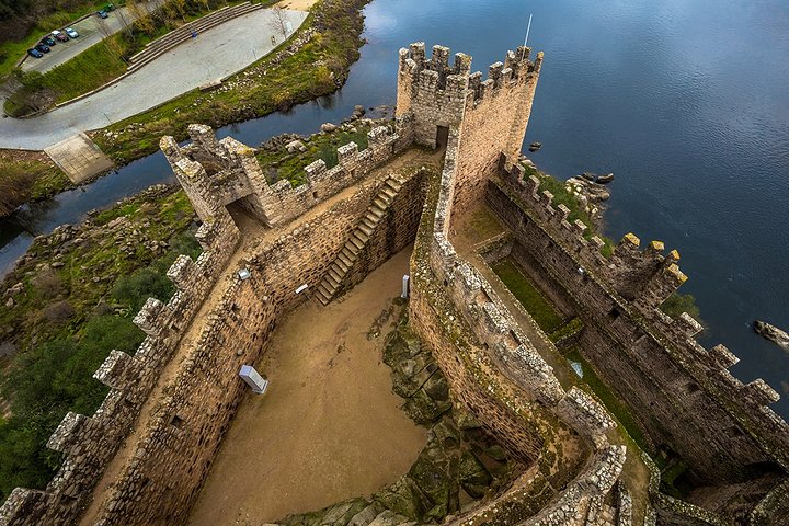 Lisbon: Tomar & Almourol Castle Private Tour Full Day - Image 1