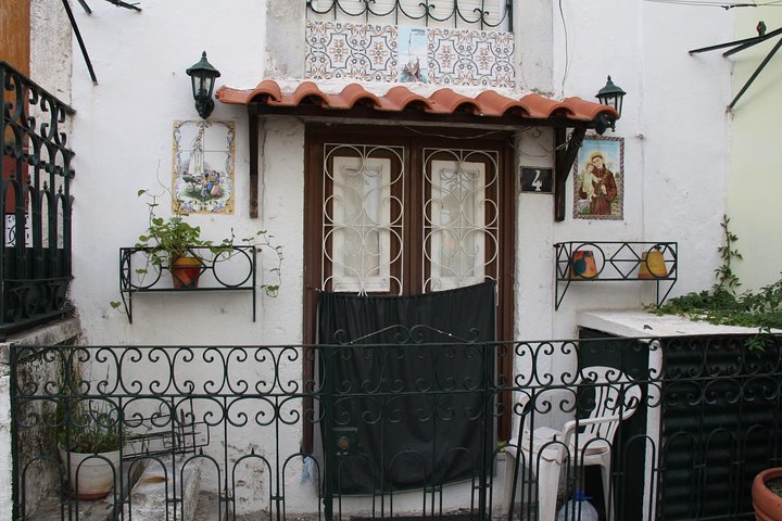 Lisbon Walking Tour - Image 5