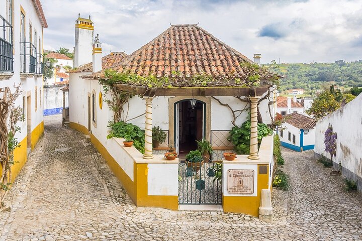 Nazaré Private Tour - Including visits to Óbidos & Batalha - Image 4