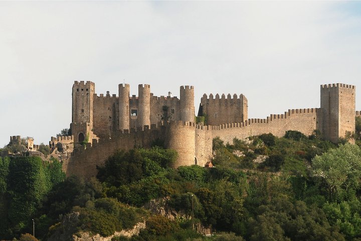 Óbidos, Nazaré, & Alcobaça Private tour from Lisbon - Image 2