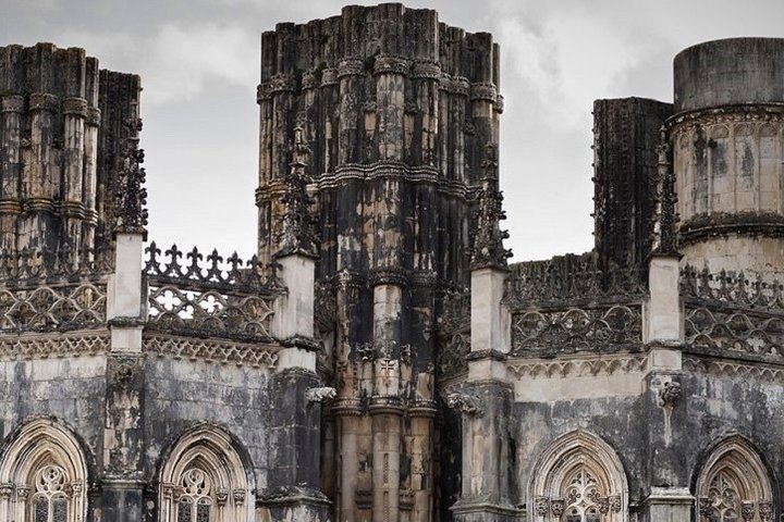 Obidos Private Tour | Nazareth | São Martinho do Porto - Image 2