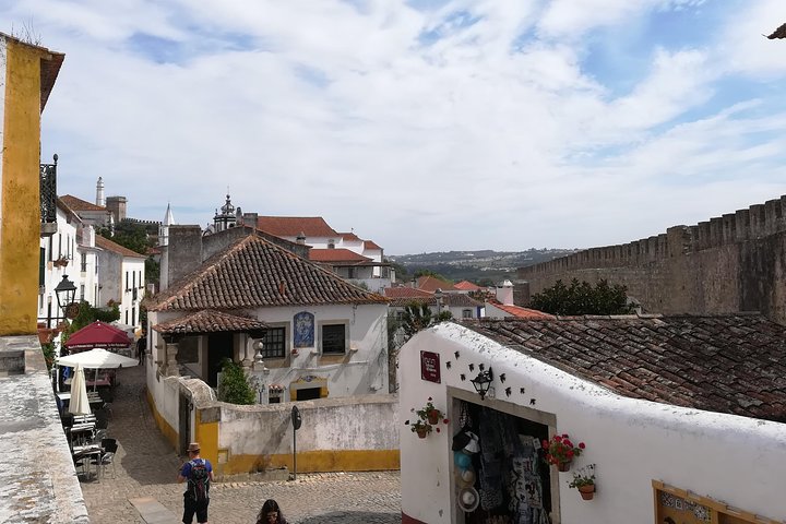 One Way Lisbon to Porto, through Obidos, Nazare, Alcobaca and Aveiro - Image 4