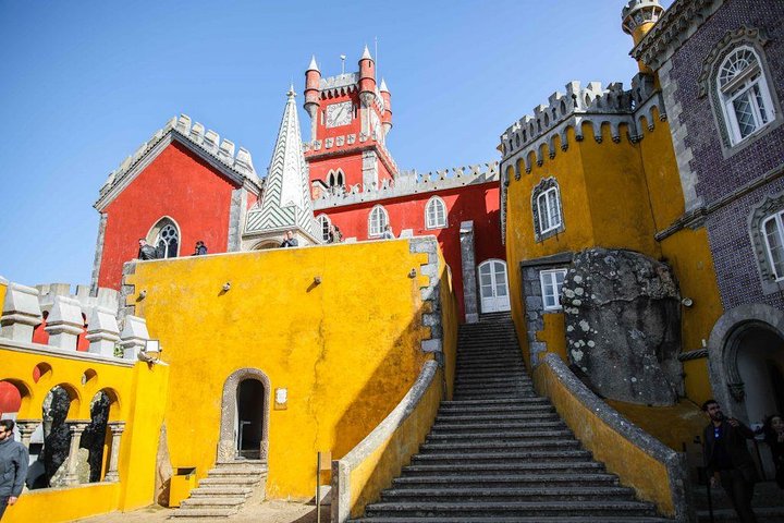 Pena Palace and Hells Mouth Half Day Private Tour from Lisbon - Image 4