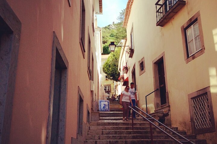Pena Palace & Sintra - Private Half Day Tour from Lisbon - Image 5