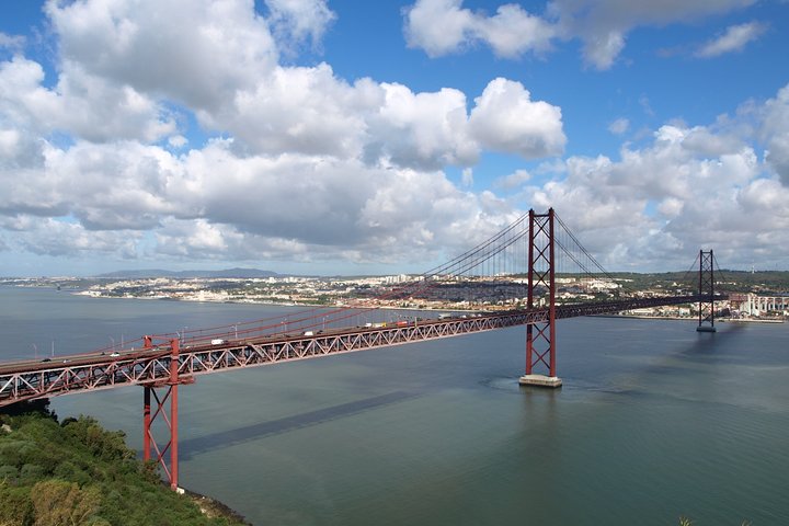 Private 4-Hour Tour of Lisbon's Best Sites - Image 5