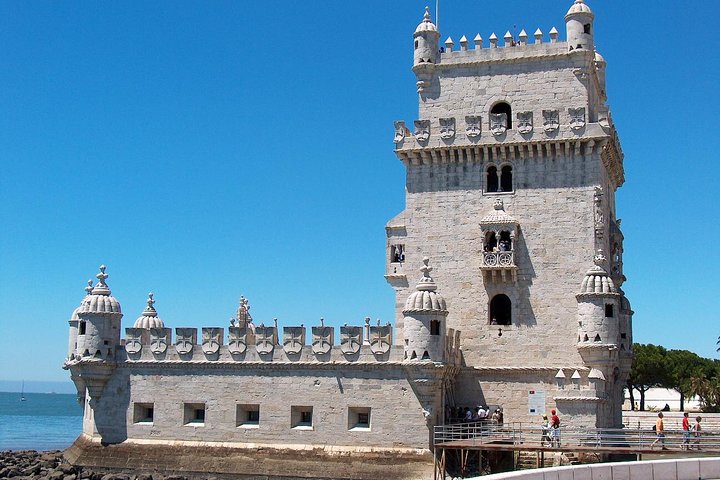 Private 4-Hour Tour of Lisbon's Best Sites - Image 2
