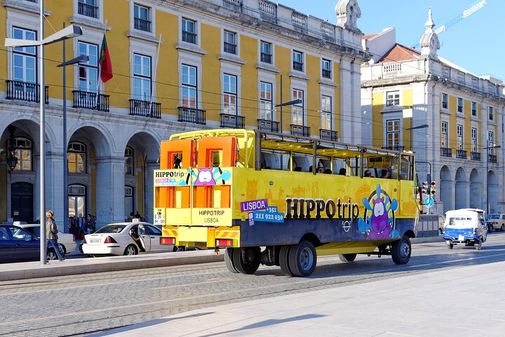 Private Amphibious Sightseeing and Castelo de São Jorge Trip - Image 2