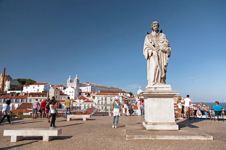 Private City Tour: Highlights of Lisbon - Image 3