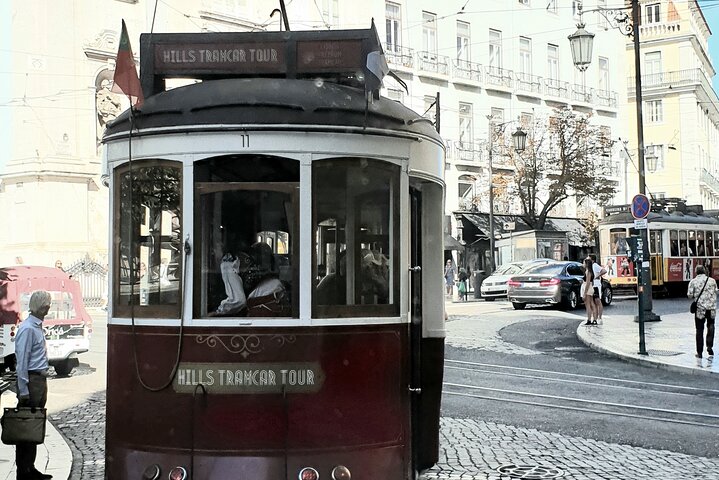 Private Day Tour in Lisbon - Image 1