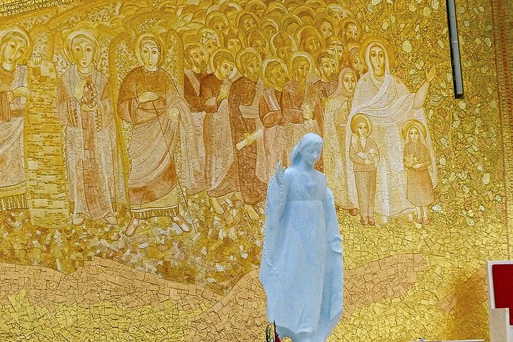 Private Experience to Fatima, Aljustrel and Valinhos with PicNic from Lisbon - Image 1