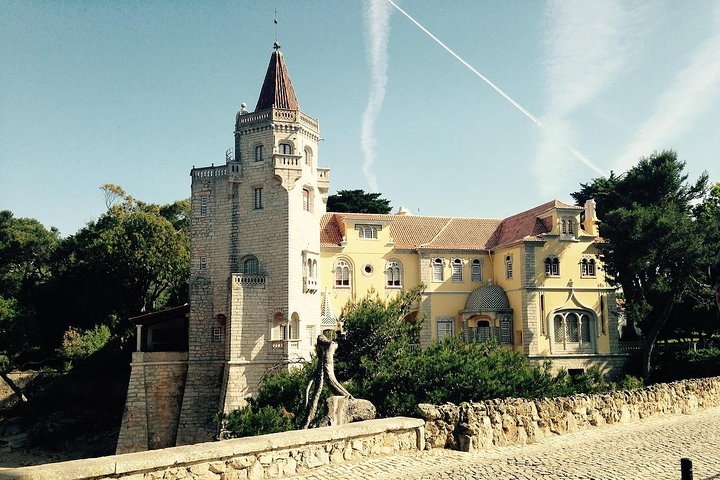 Private Full Day Tour of the Charming Village of Cascais - Image 5