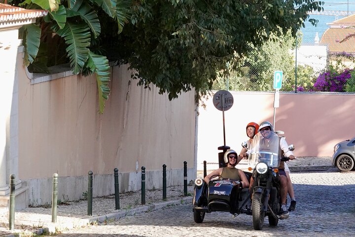 Private & guided tour of Lisbon and Belem in Side-Car - Image 5