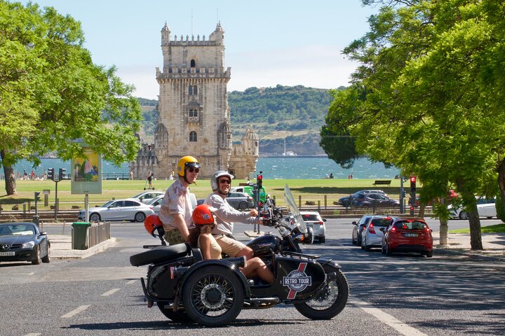 Private & guided tour of Lisbon and Belem in Side-Car - Image 1