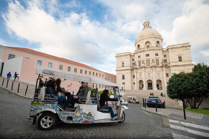Private Half-Day Eco-TukTuk Tour in Lisbon - Image 4