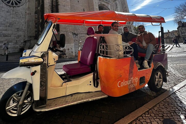 Private Half Day Tuk Tuk Tour of Lisbon City - Image 5