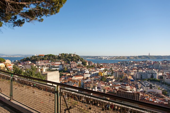 Private Historical Jewish Tour of Lisbon - Image 2