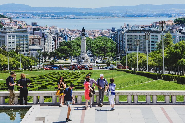 Private Lisbon Full-Day Tour with Local Expert Guide - Alfama, Baixa and Belem  - Image 4