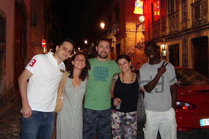 Private Lisbon Night Tour with Dinner and Fado Show - Image 4