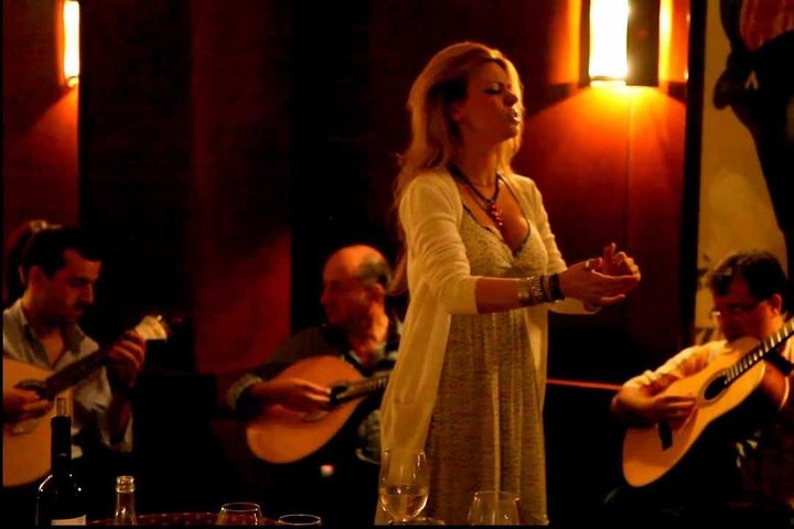 Private Lisbon Sightseeing and Fado Music Show with Dinner - Image 1