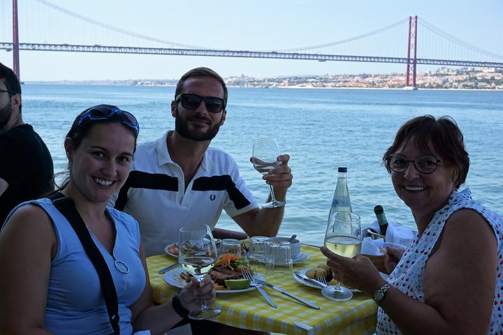 Private Lisbon Tour - at your own pace - Image 1