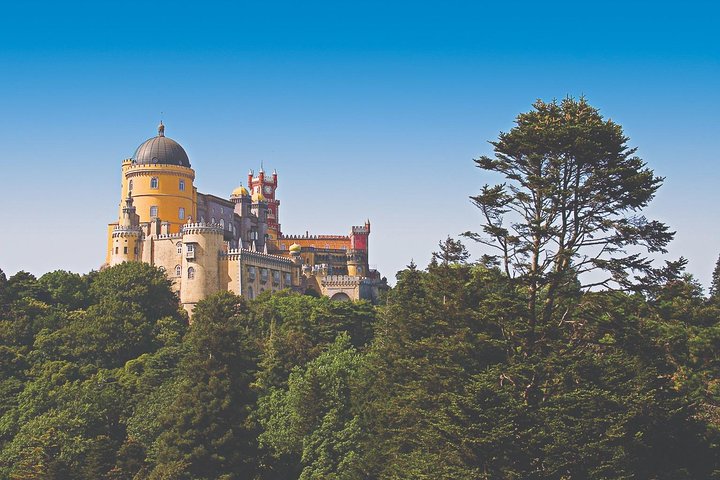 Private Panoramic Tour to Sintra Cabo da Roca and Cascais 4 hours - Image 3