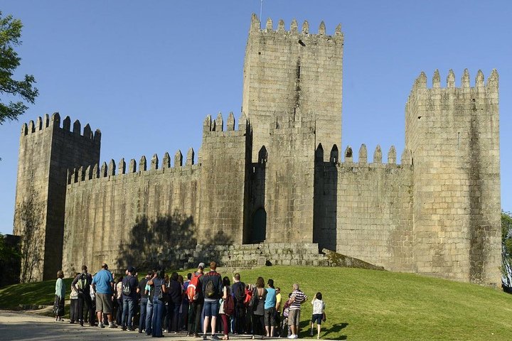 Private Porto & Braga & Guimarães from Lisbon 3 days all included. - Image 5