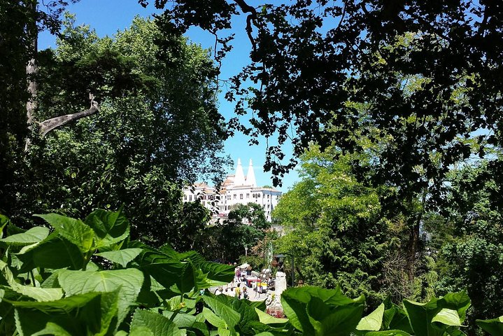 Private sightseeing Tour to Sintra and Cascais from Lisbon - Image 5