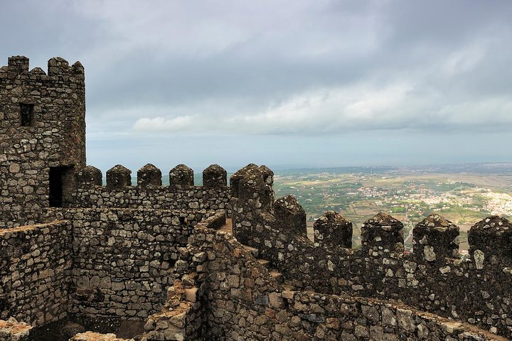 Private Sintra Tour from Lisbon with Wine Tasting and Moorish Castle - Image 1