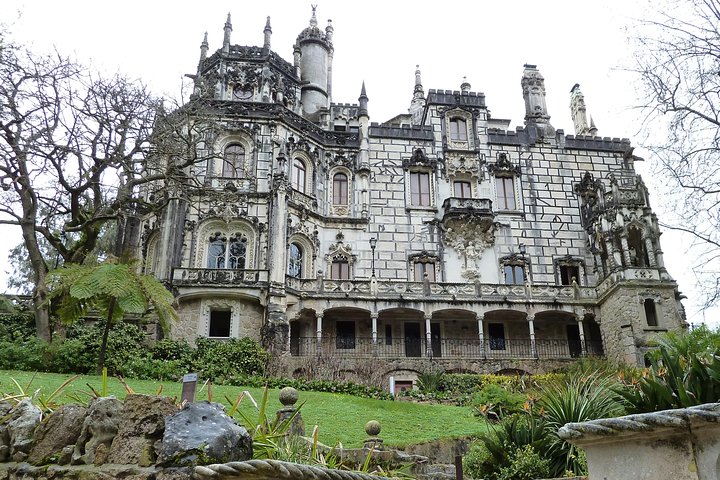 Private Sintra Tour from Lisbon with Wine Tasting and Regaleira Palace - Image 4