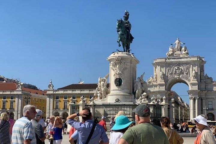 Private Tour 9 DayS in Portugal including Lisbon, Fátima, Sintra, Porto, Évora.. - Image 2