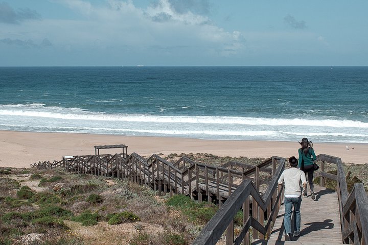 Private Tour: Arrábida Natural Park and Sesimbra Day Trip from Lisbon - Image 3
