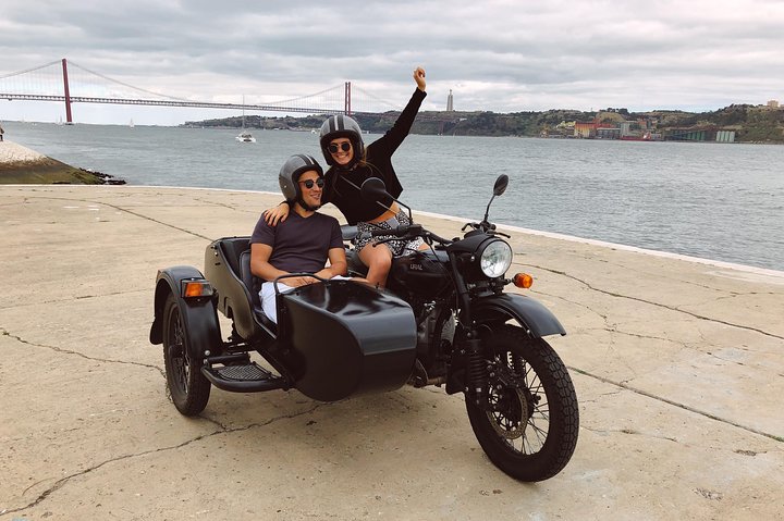 Private Tour: Best of Lisbon by Sidecar - Image 2