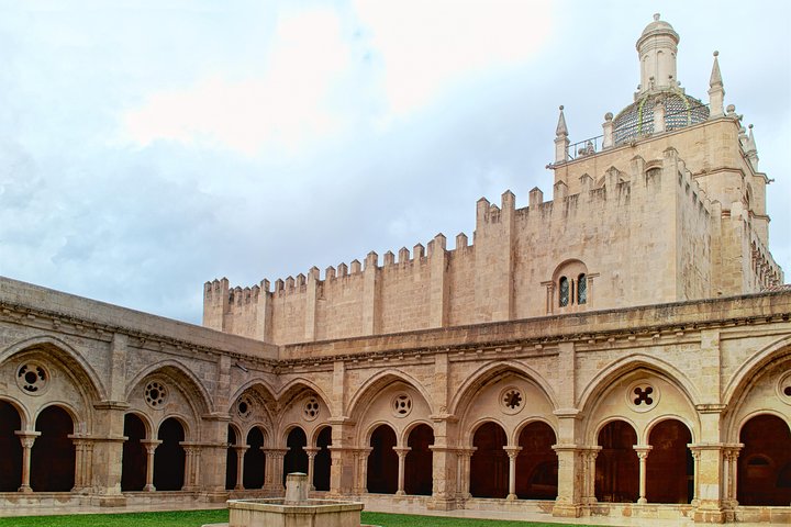 Private Tour Coimbra E Aveiro - Image 2