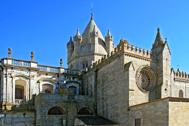 Private Tour Évora E Monsaraz - Image 3