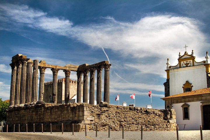 Private Tour Évora E Monsaraz - Image 1