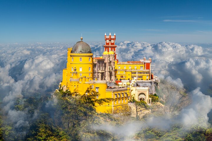 Private Tour Full Day: Sintra, Estoril, Cabo da Roca - Pick-up: in Mercedes - Image 2
