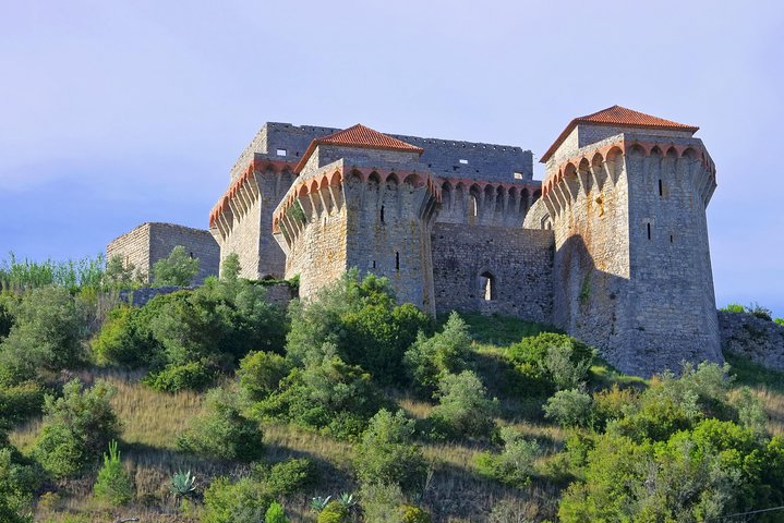 Private Tour KNIGHTS TEMPLAR ROUTE Includes tickets for 2 castles and boat trip - Image 3