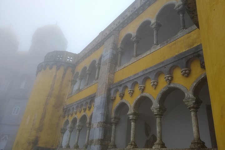 Private tour of Pena palace and Quinta da Regaleira - Image 5