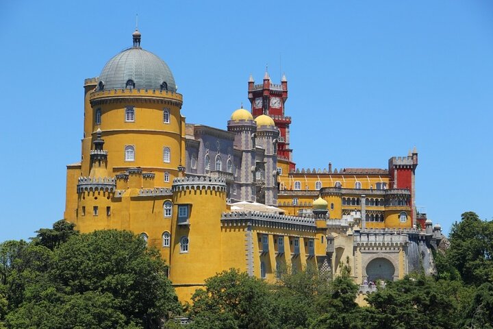 Private Tour of Sintra with a hike in nature - Image 2