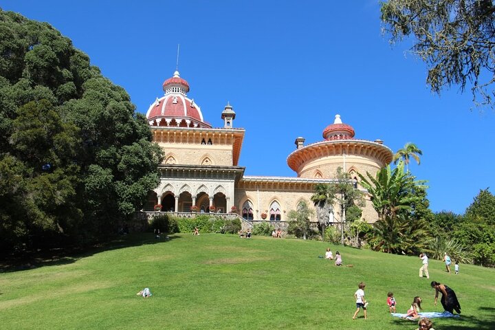 Private Tour of Sintra with a hike in nature - Image 4