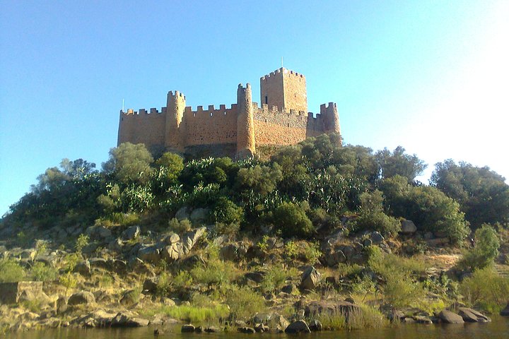 Private Tour Templar Castles and Riverside Villages: Tomar and Almourol Castle - Image 4