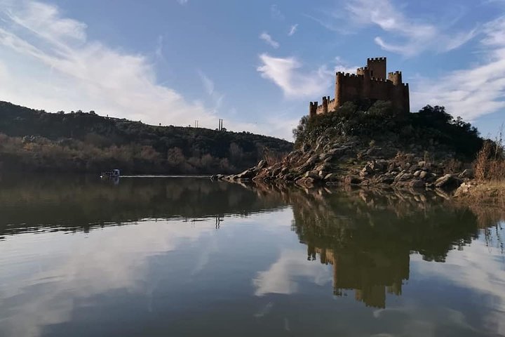 Private Tour Templar Castles and Riverside Villages: Tomar and Almourol Castle - Image 3