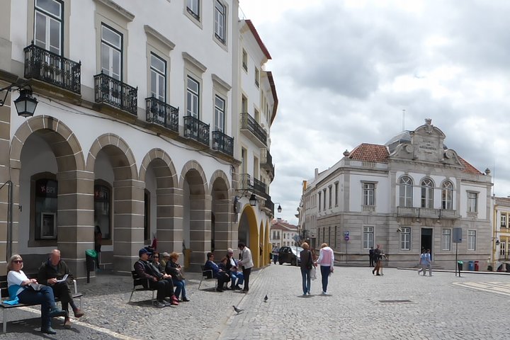 Private Tour to Evora and Arraiolos Village from Lisbon - Image 5