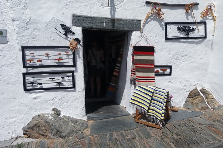 Private Tour to Evora and Monsaraz from Lisbon - Image 5
