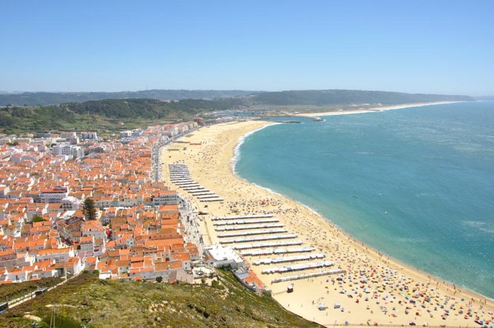 Private Tour to Fátima, Alcobaça or Batalha, Nazaré and Óbidos - Image 1